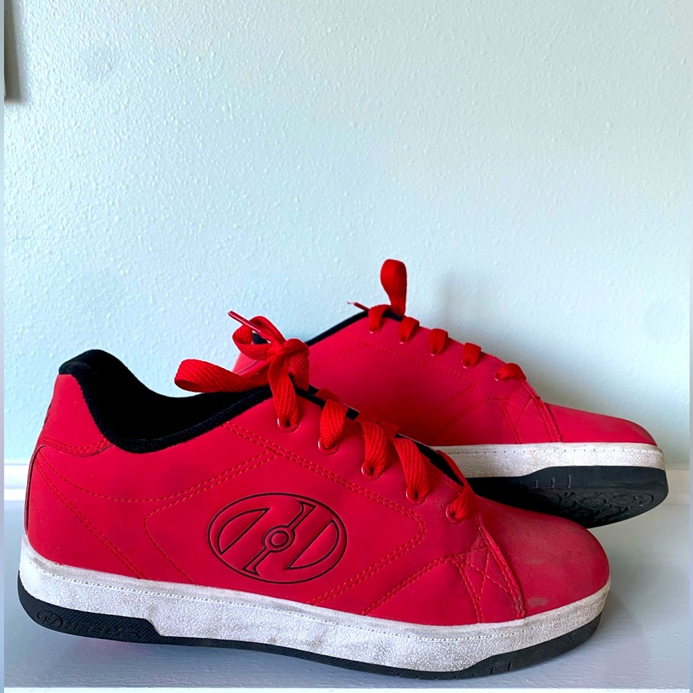Red heelys